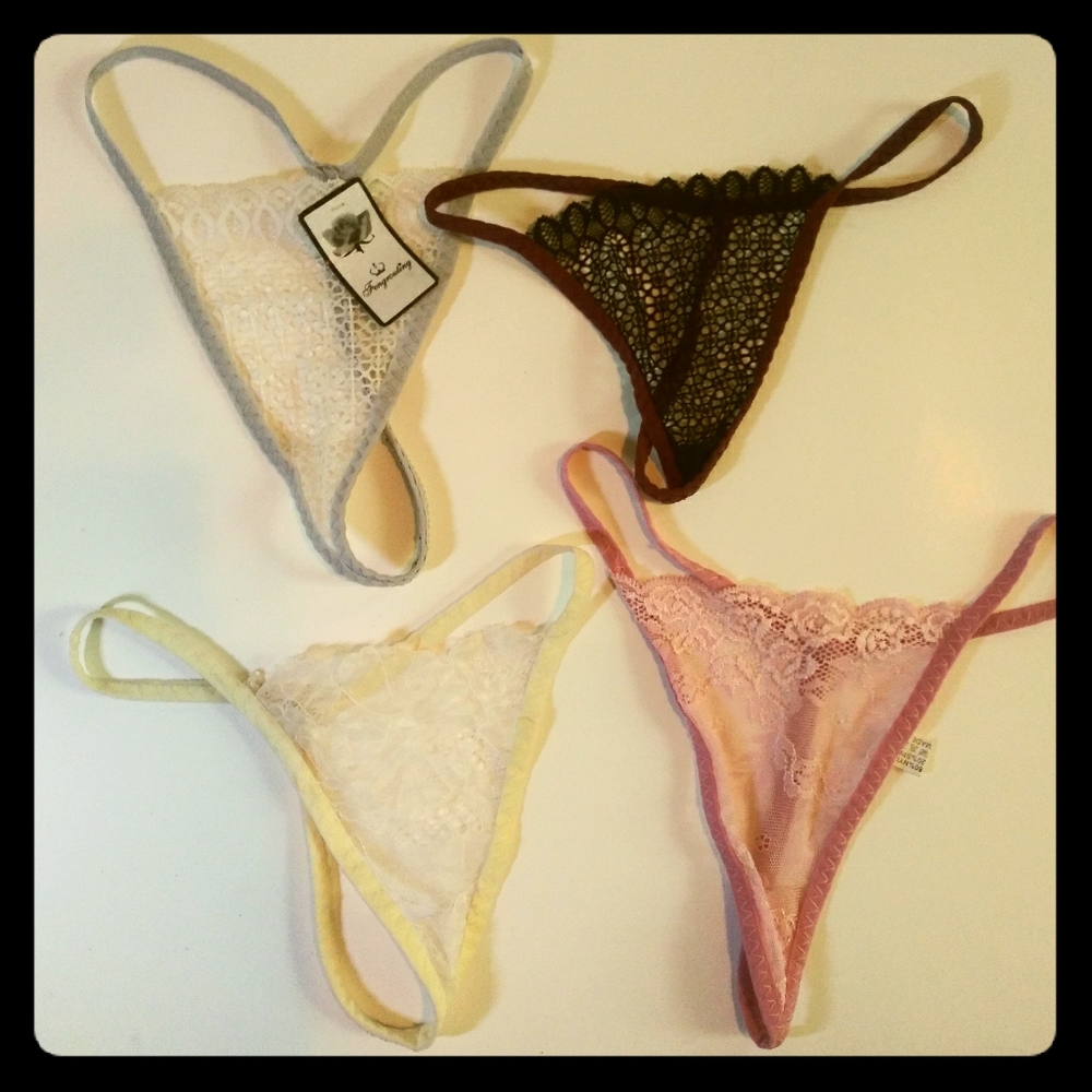 XXS Thongs Set